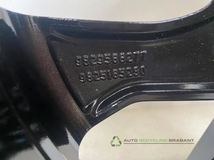 Wheel - fb3b5e03-c635-4f1a-bb40-9cf4bb067d7d.jpg