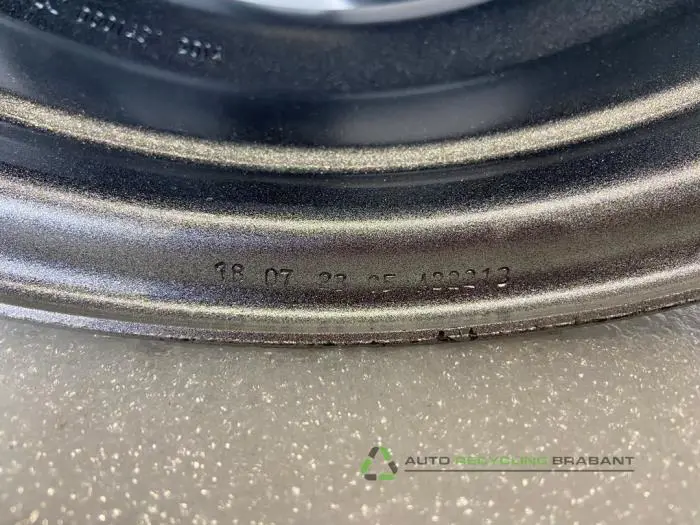 Wheel - ac91413a-025d-45c4-8f6f-27f35bc22aaf.jpg