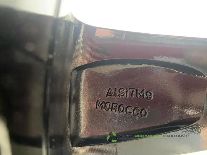 Wheel - a0934f1e-532b-4b18-9ed4-440e33328a6d.jpg