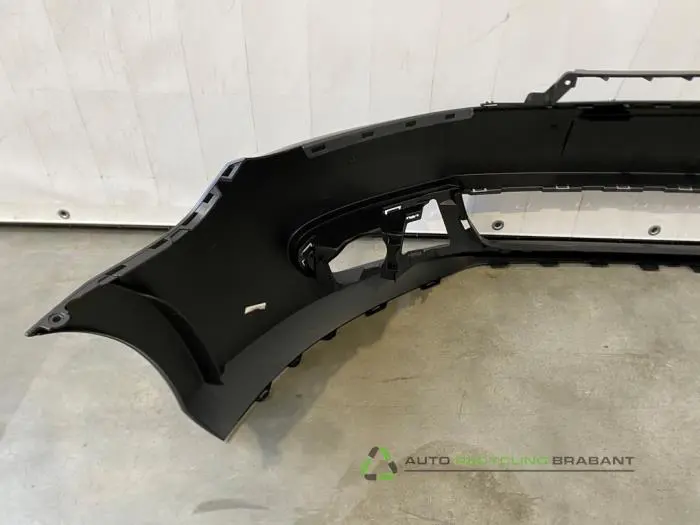 Pare-chocs avant - a806db38-c739-4698-93d4-cd0ebe579999.jpg