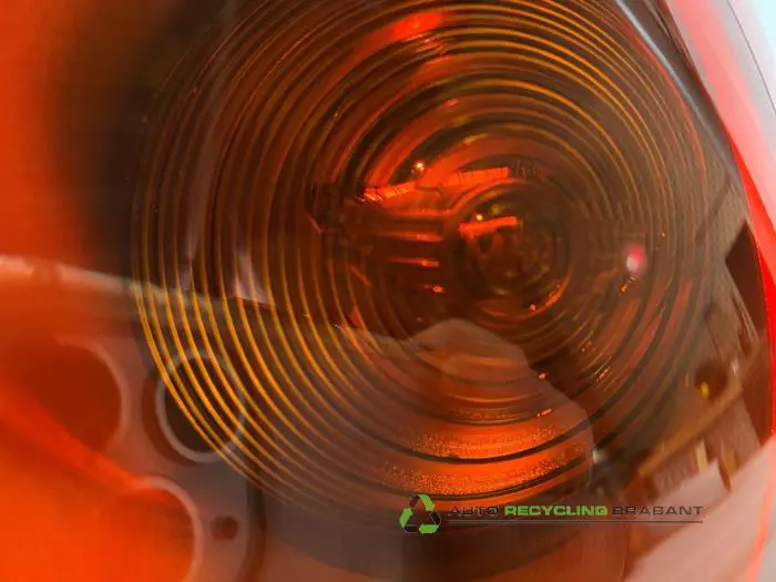 Rücklicht rechts - 3418178b-33eb-4fc2-bc2c-f55e343a8afb.jpg