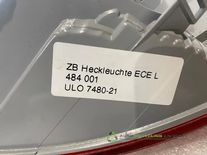 Rücklicht links - 03854b78-6642-4742-9f8f-6848c8859c8f.jpg