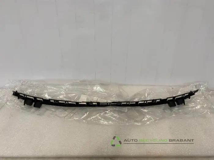 Bumperlijst midden-voor BMW 5-Serie Bumperlijst midden-voor BMW 5-Serie