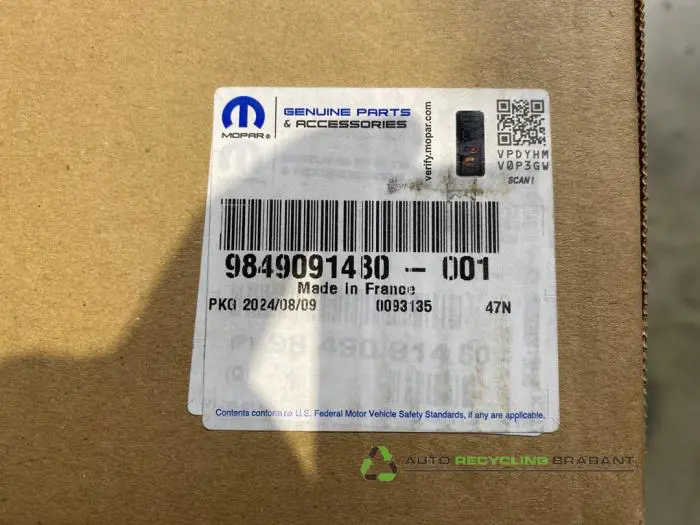 Scheinwerfer rechts - a8b1b678-34af-4c57-b74c-2d7ba6bf2679.jpg