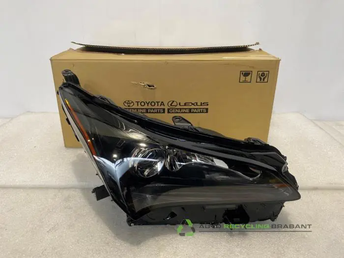 Koplamp rechts Lexus NX