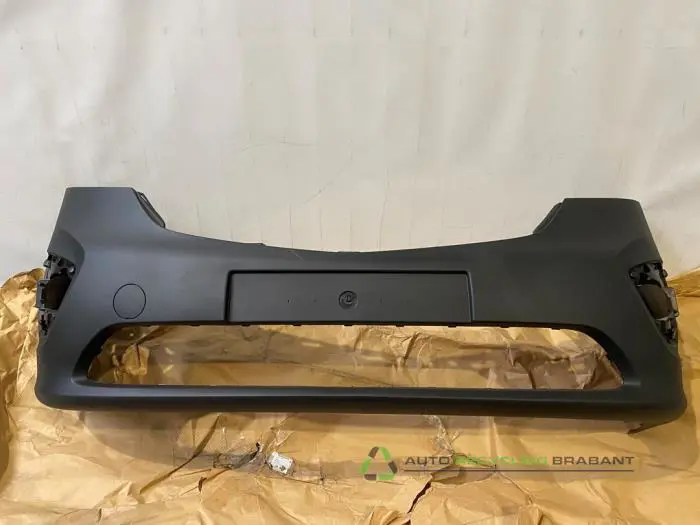 Voorbumper Opel Vivaro Voorbumper Opel Vivaro
