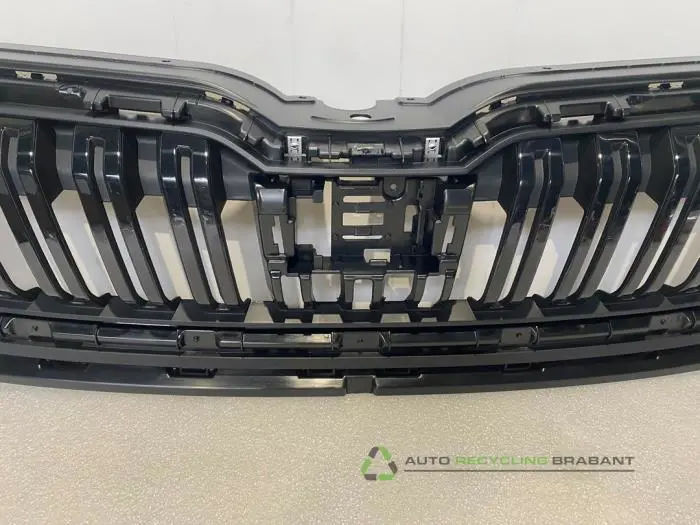 Grille - fc193023-0544-43e2-917c-19865478cecf.jpg