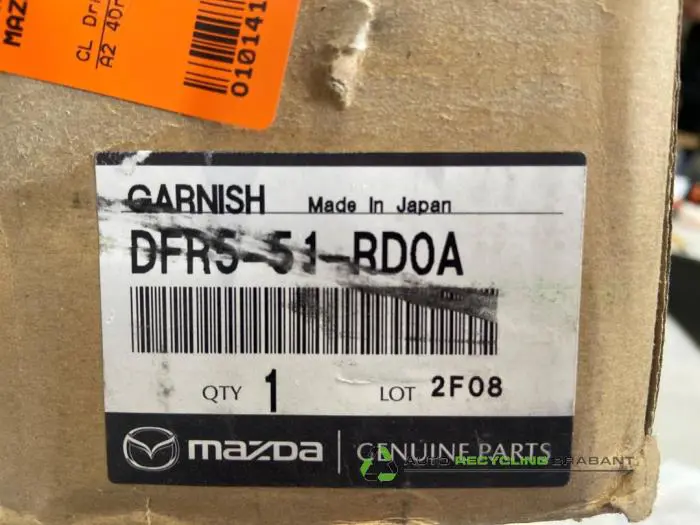 Türleiste - a734bd03-634e-4f9d-86c3-ed3755c0aef7.jpg