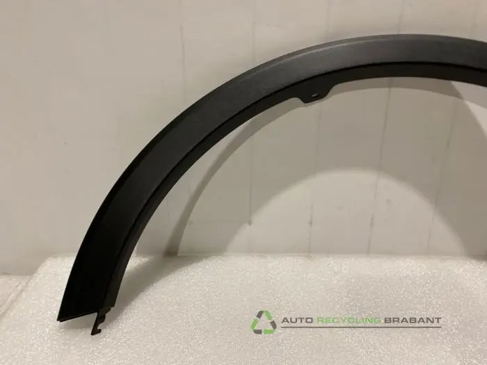 Cadre garde-boue - 0202cbfd-4f2d-4d82-aa3e-0f6801dfc372.jpg