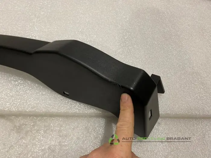 Cadre garde-boue - 5fa5c1de-ceee-48af-9788-2d4359aba493.jpg