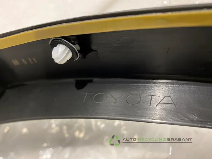 Cadre garde-boue - a91bcc7a-325a-42b6-a474-7ceb23f9df76.jpg