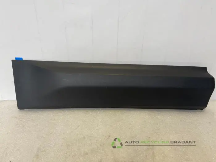 Portierlijst Skoda Karoq Portierlijst Skoda Karoq