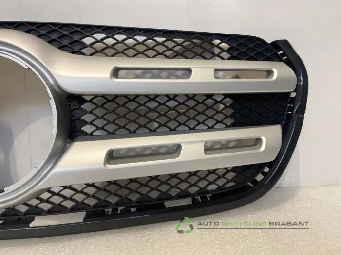 Calandre - 05da0de4-a00d-4b5e-976a-1048e9e70b3e.jpg