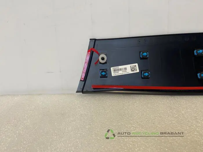 Door strip - 0aa97069-8d72-4e7c-b299-0eb925f20c9d.jpg