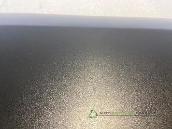 Sierstrip - 170f35a7-9db3-4bc6-838c-9b8dc2284c7d.jpg