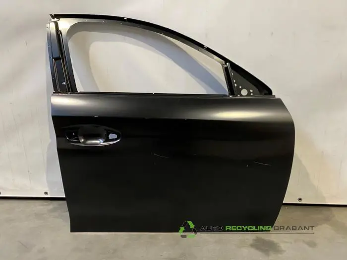 Portier 4Deurs rechts-voor Peugeot 208 Portier 4Deurs rechts-voor Peugeot 208