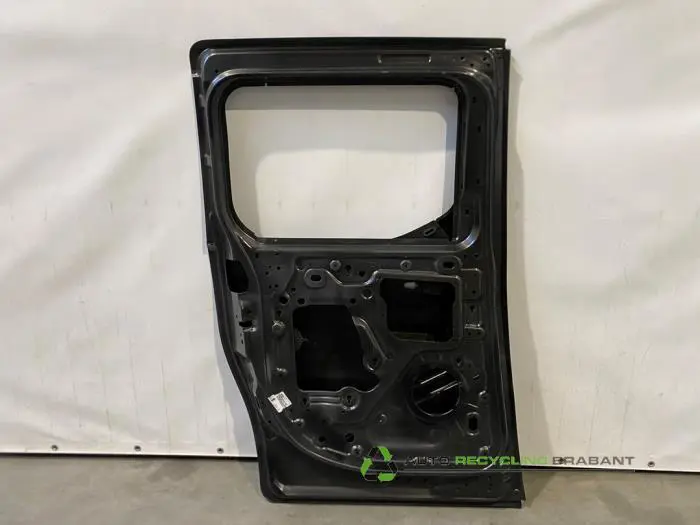 Sliding door, left - 7b990da7-e606-41fd-8934-18a1b75bd76a.jpg