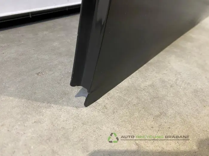 Sliding door, left - cf04aa1c-153b-4dff-b551-eed48fced31e.jpg