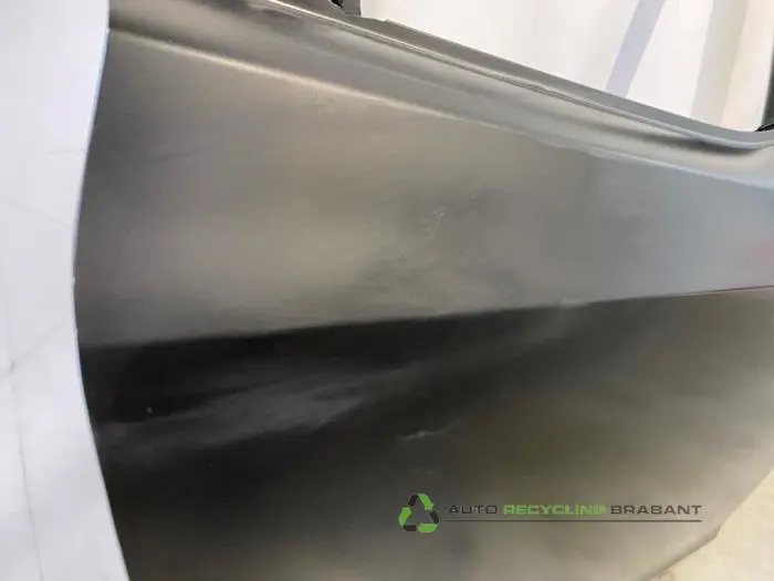 Rear door 4-door, right - aac64367-0e9a-458c-84cd-2d2d4ffc8acd.jpg