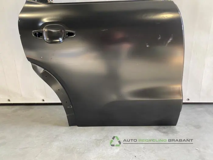 Rear door 4-door, right - 389109b2-701b-47e6-89fb-eb8376659227.jpg