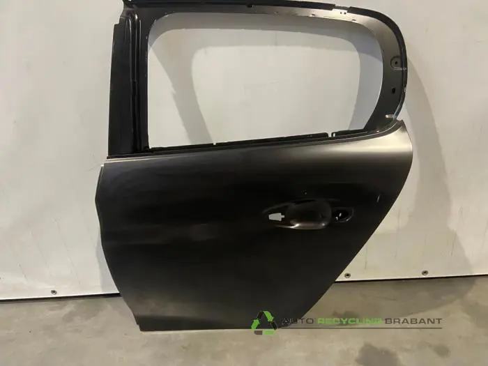 Portier 4Deurs links-achter Peugeot 208 Portier 4Deurs links-achter Peugeot 208