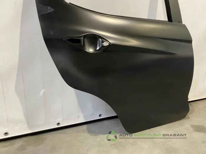 Rear door 4-door, right - 8f8145c3-aa2f-431b-a59d-4a75bbeb6797.jpg