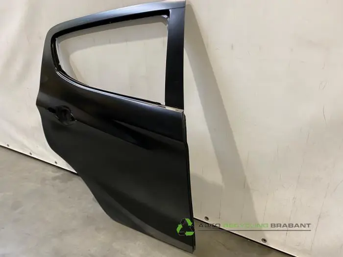 Rear door 4-door, right - fc555831-4b3c-45b1-a55d-9e36d32ae519.jpg