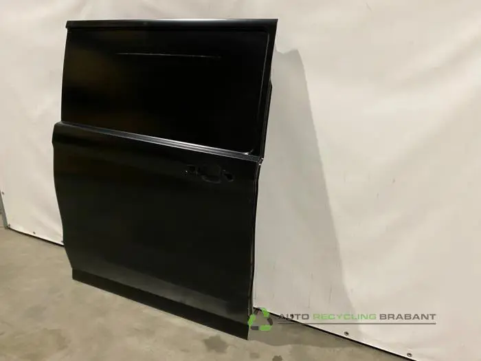 Sliding door, right - 6d4dcf09-4ce9-4f01-887b-67976e4d9003.jpg