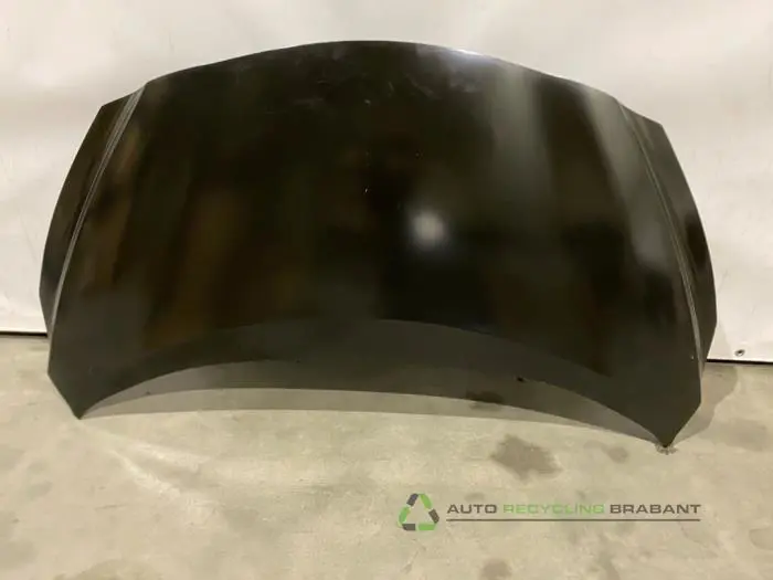 Motorkap Nissan Micra Motorkap Nissan Micra