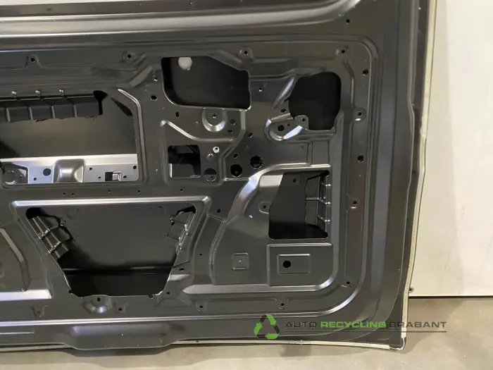 Heckklappe - 039932f9-62d6-4c9f-90df-da300a3eb0fc.jpg