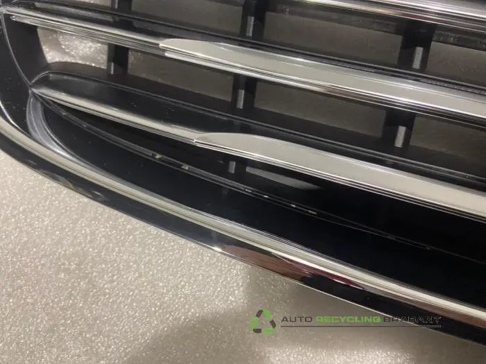 Grill - 3e6dfd85-b485-4484-8890-c14fc701af61.jpg