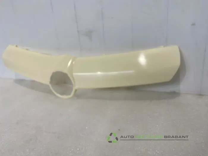 Grille - 04a2af0e-6bd9-439c-9aa0-cc1bf7858631.jpg