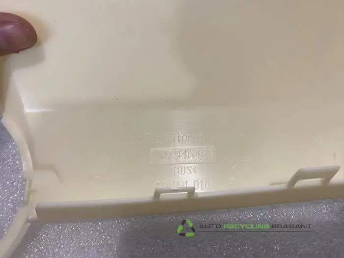 Grille - ec9ea128-39d8-4f54-96d8-c07b510b0310.jpg