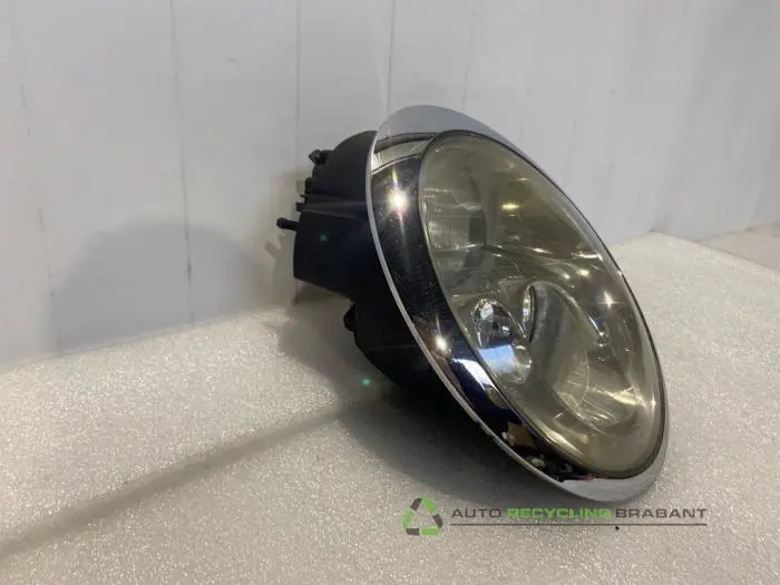 Koplamp rechts - 85f1da09-bdfe-47a9-a990-dbc663b8f541.jpg