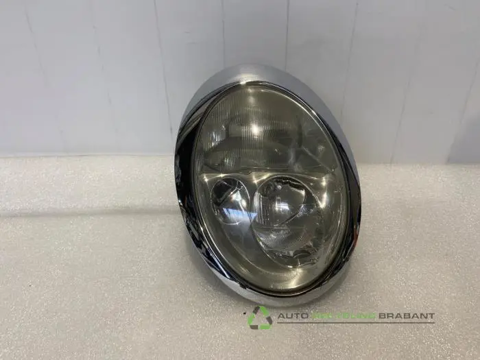 Koplamp rechts - de44c96f-e075-49c7-a53d-bfb0ff29dc2a.jpg