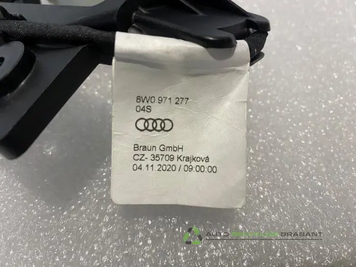 Grille - 10ef6c96-d7ae-4a23-a116-04e833fb0985.jpg