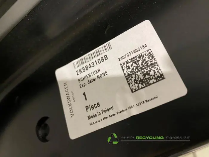 Sliding door, right - 7c404479-be42-4a32-b7a0-2ad98afa3721.jpg