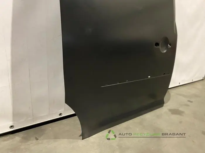 Sliding door, right - aa07ea47-c554-4091-b011-6ae1214711c3.jpg