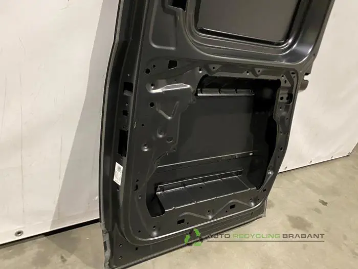 Sliding door, right - ae5a72c9-8418-48d2-86ce-d1d8c6c9acf7.jpg