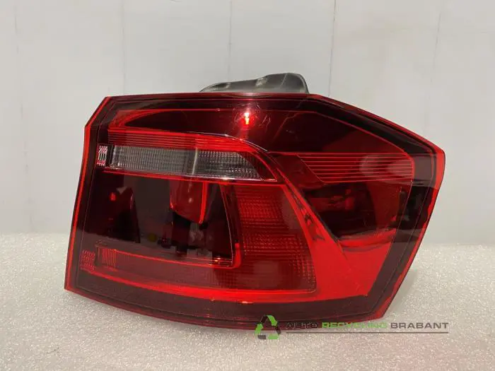 Achterlicht rechts Volkswagen Golf Sportsvan Achterlicht rechts Volkswagen Golf Sportsvan