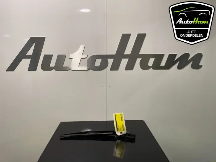 Ruitenwisserarm achter Fiat Punto