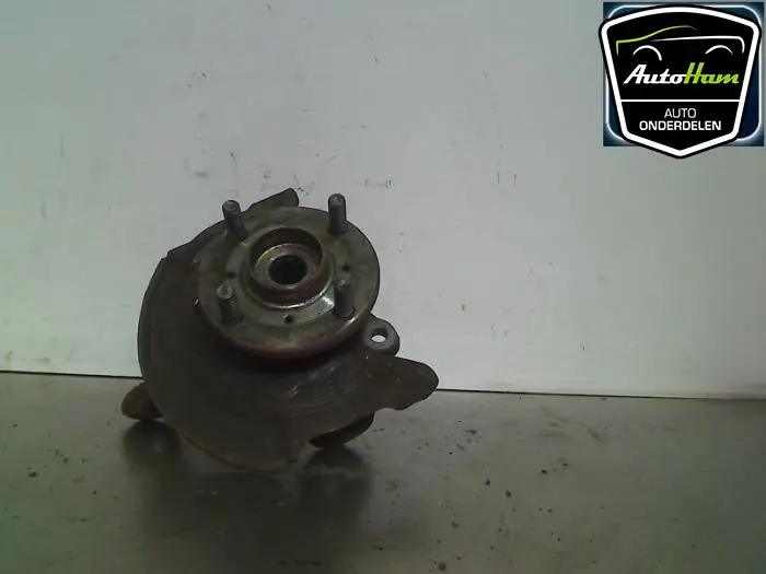 Fusee rechts-voor Daihatsu Cuore