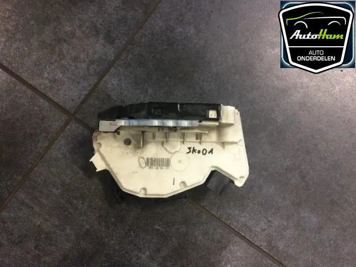 Deurslot Mechaniek 4Deurs rechts-achter Skoda Fabia
