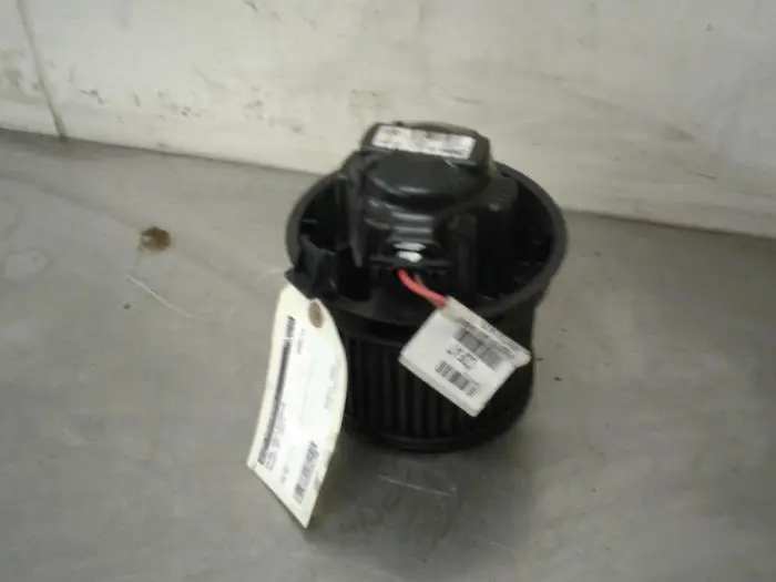 Kachel Ventilatiemotor Peugeot 207