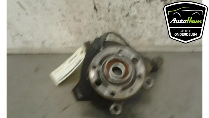 Fusee rechts-voor Opel Tigra