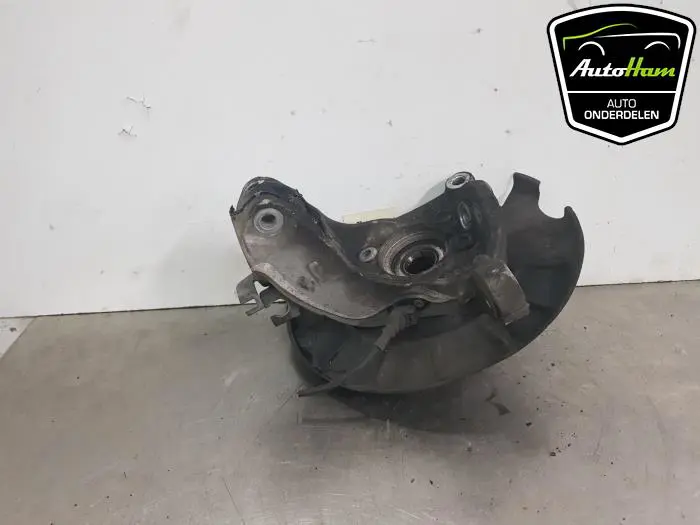Fusee links-voor Volkswagen Passat