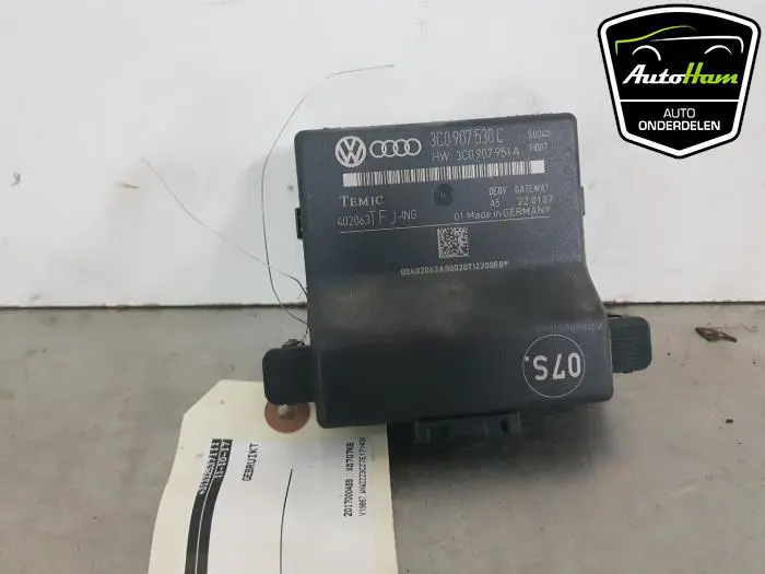 Gateway module Volkswagen Passat