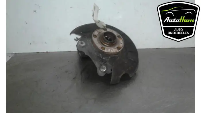 Fusee links-voor Volkswagen Passat