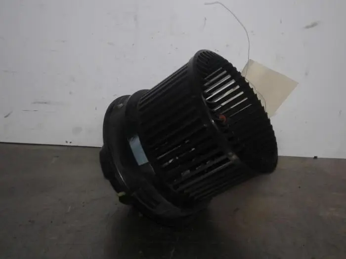 Kachel Ventilatiemotor Peugeot 207