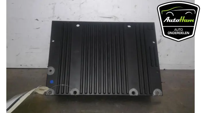 Radio versterker Volvo V50
